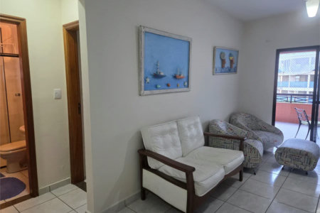 Apartamento à venda com 2 quartos, sendo 1 suíte,  em Canto do Forte, Praia Grande, SP