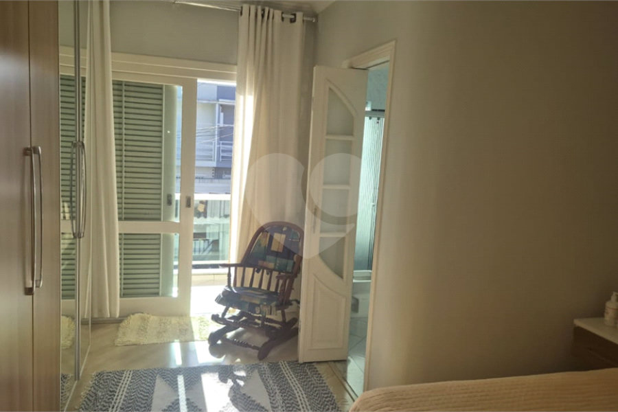 Sobrado à venda com 3 quartos, sendo 1 suíte, em Tremembé, São Paulo, SP