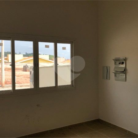 Casa Térrea à venda com 3 quartos, sendo 1 suíte,  no Centro, Bom Jesus dos Perdões, SP