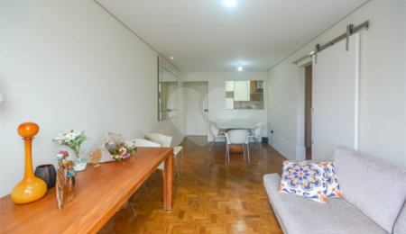 Apartamento à venda com 2 quartos em Moema, São Paulo, SP