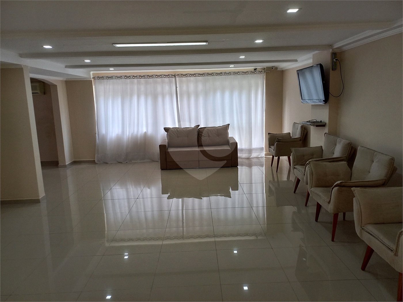 Apartamento à venda com 2 quartos em Parada Inglesa, São Paulo, SP