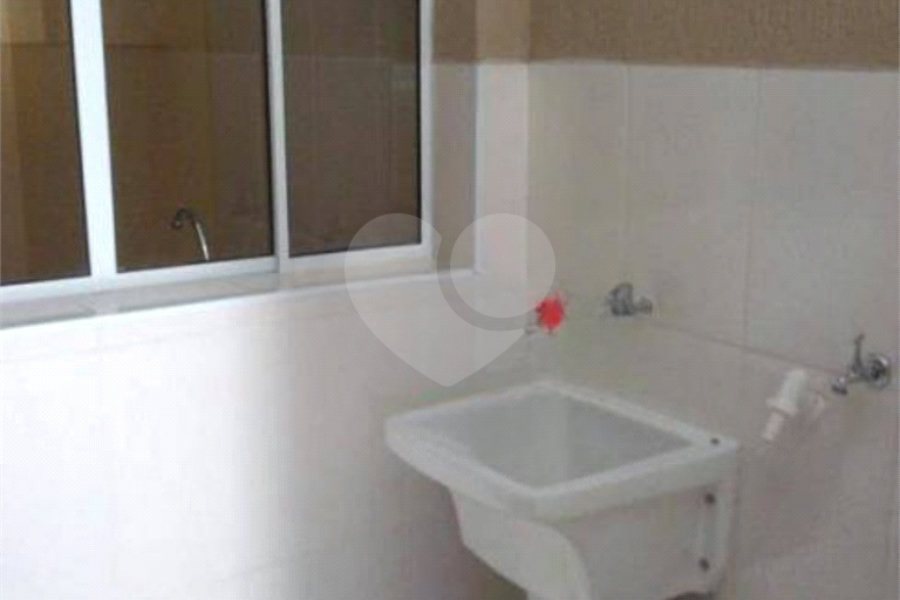 Prédio à venda com 1 quarto em Jaraguá, São Paulo, SP