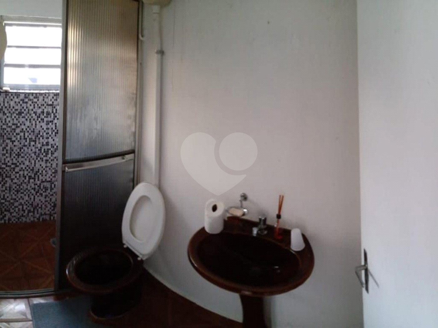 Casa à venda com 3 quartos, sendo 1 suíte, em Vila Carrão, São Paulo, SP