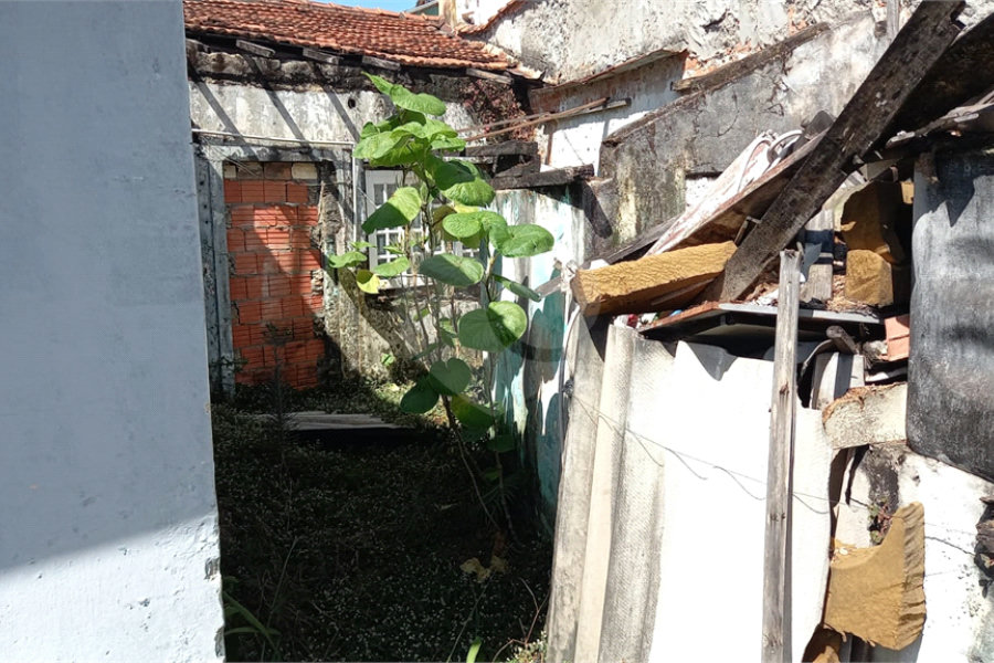 Terreno à venda com 8 quartos, sendo 2 suítes, em Santana, São Paulo, SP