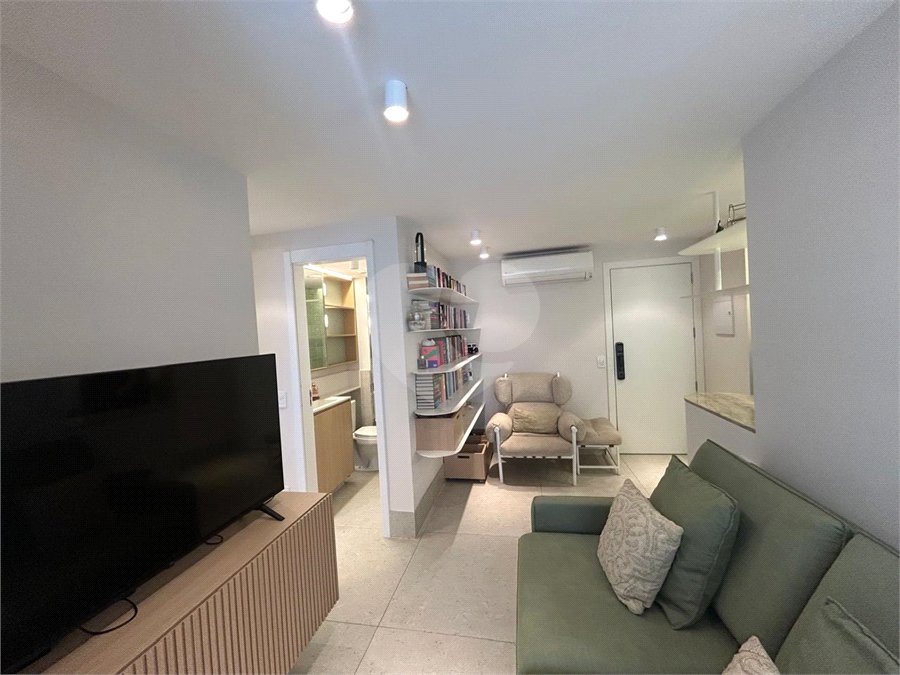 Apartamento à venda com 2 quartos, sendo 1 suíte, em Chácara Santo Antônio (zona Sul), São Paulo, SP