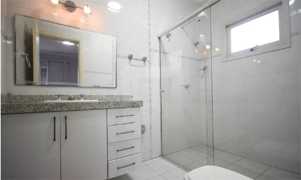 Casa à venda com 5 suítes em Jardim Londrina, São Paulo, SP
