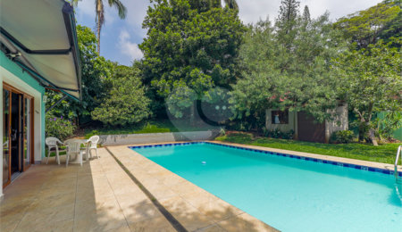 Casa Térrea à venda com 3 quartos, sendo 1 suíte,  em Jardim Petrópolis, São Paulo, SP