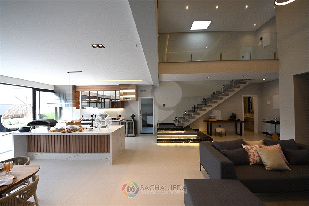Casa à venda com 4 suítes no condomínio Residencial Dona Maria Candida, Indaiatuba - SP