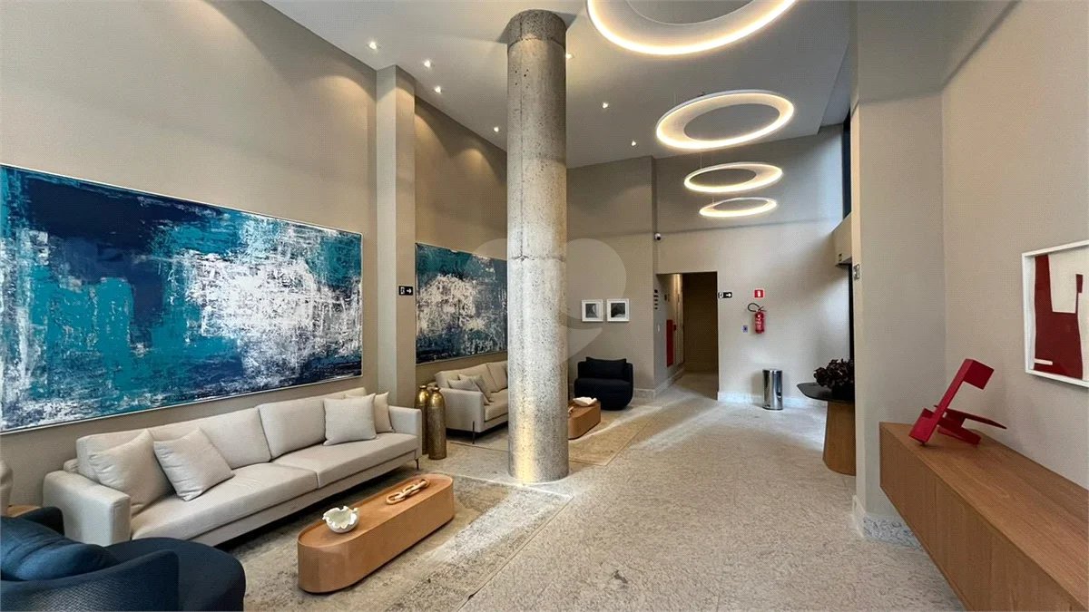 Apartamento à venda com 2 quartos, sendo 1 suíte, no Centro, Poços de Caldas - MG