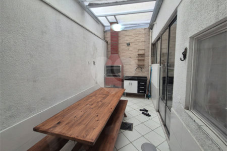 Casa à venda com 2 quartos, sendo 1 suíte,  no condomínio Quintas Marajoara, São Paulo - SP