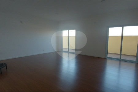 Apartamento à venda com 3 quartos, sendo 1 suíte, em Vila Lucy, Sorocaba, SP