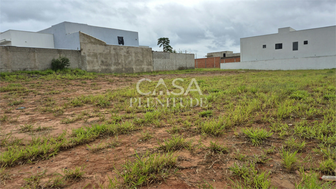 Terreno em condomínio à venda em Jardim São Lucas, Salto de Pirapora, SP