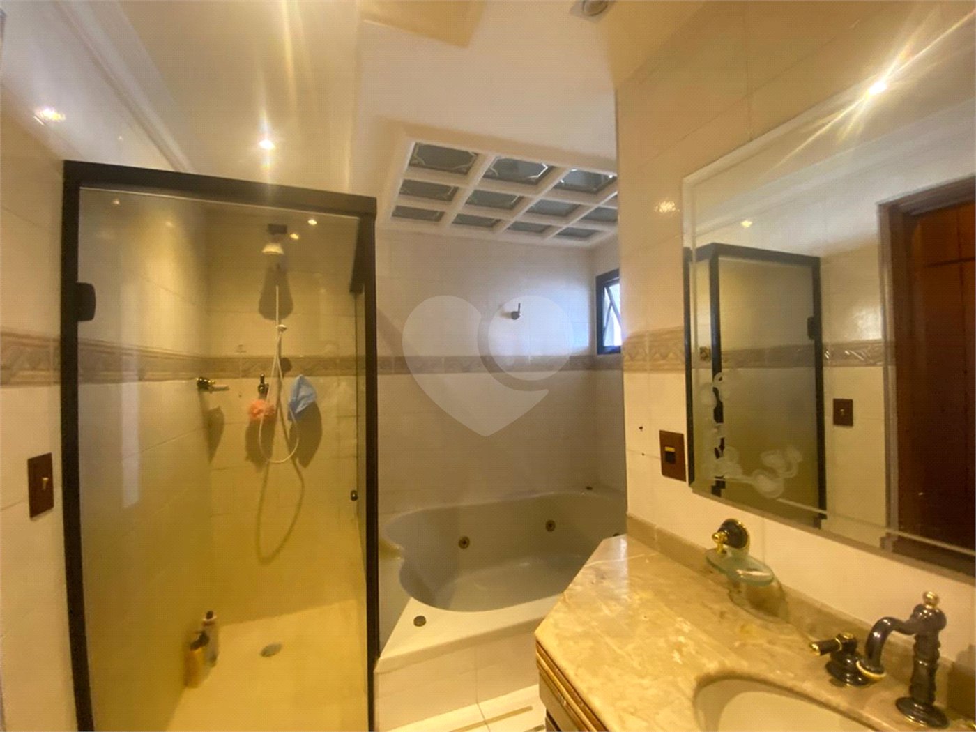 Apartamento à venda com 3 suítes em Tatuapé, São Paulo, SP