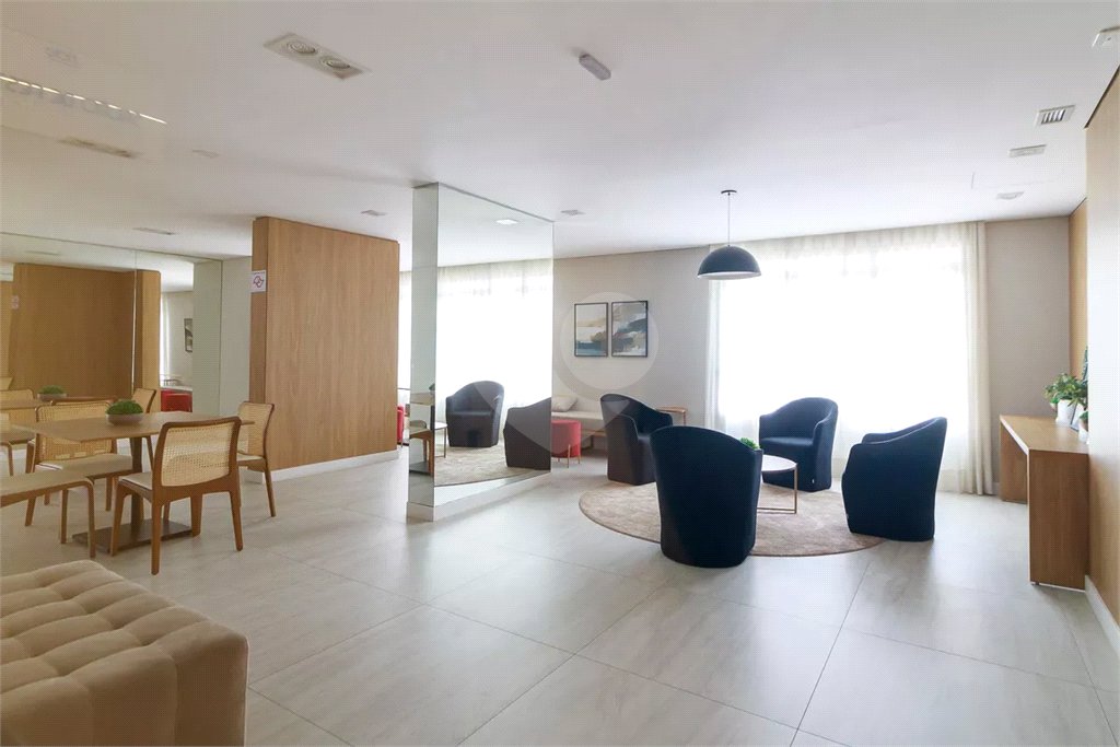 Apartamento à venda com 3 quartos, sendo 1 suíte,  em Santo Amaro, São Paulo, SP