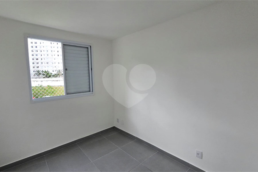 Apartamento à venda com 2 quartos em Jardim Íris, São Paulo, SP