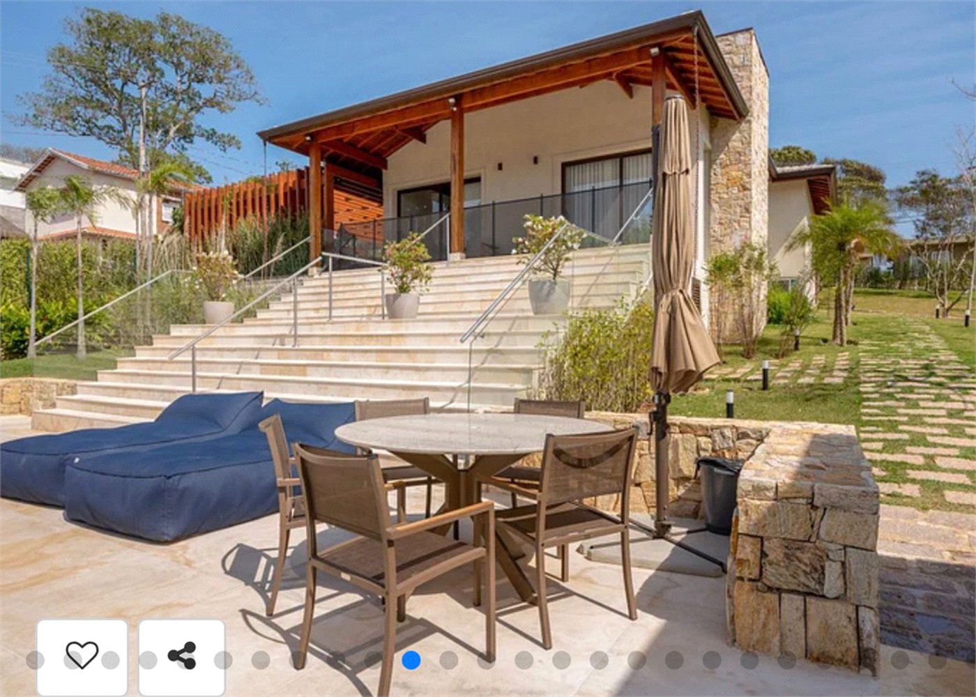 Casa à venda com 7 suítes no condomínio Clube de Campo Valinhos, Valinhos - SP