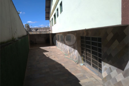 Sobrado à venda com 3 quartos em Jardim São Bento, São Paulo, SP