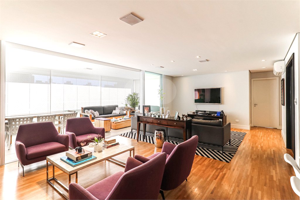 Apartamento à venda com 3 suítes em Perdizes, São Paulo, SP