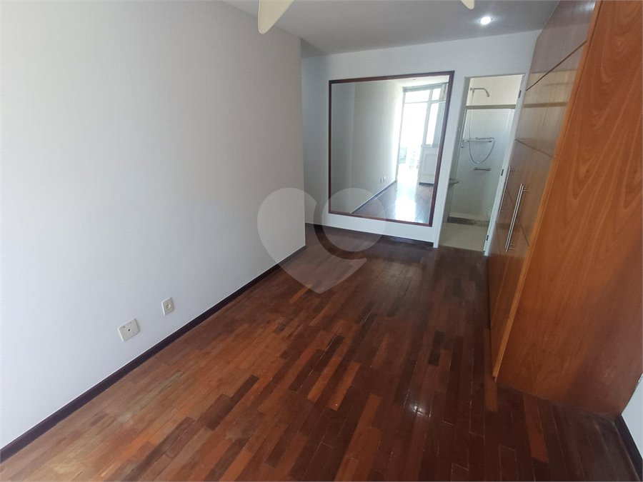 Apartamento à venda com 4 quartos, sendo 1 suíte, em Tijuca, Rio de Janeiro, RJ