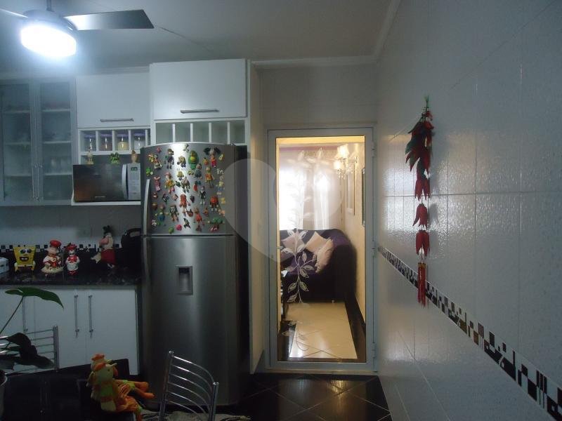 Sobrado à venda com 4 quartos, sendo 3 suítes, em Jardim Floresta, São Paulo, SP