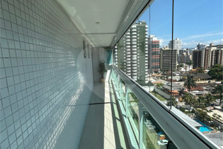 Apartamento à venda com 3 quartos, sendo 1 suíte, em Canto do Forte, Praia Grande, SP