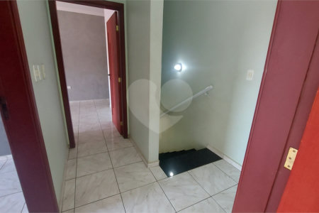 Sobrado à venda com 3 quartos, sendo 1 suíte, em Wanel Ville, Sorocaba, SP