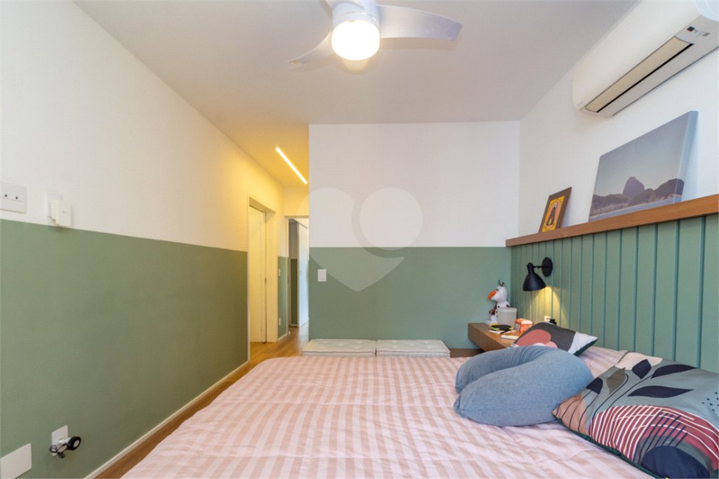 Apartamento à venda com 3 quartos, sendo 1 suíte, em Moema, São Paulo, SP