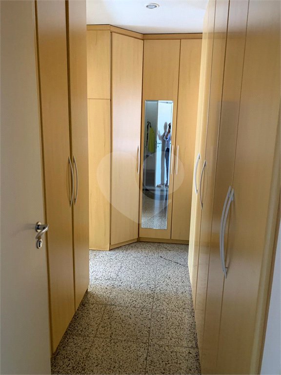 Apartamento à venda com 4 suítes em Quilombo, Cuiabá, MT