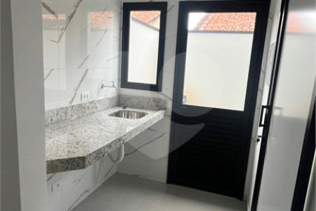 Casa à venda com 3 suítes no condomínio Village Itaguaçu, Atibaia - SP