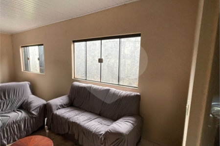 Casa à venda com 2 quartos, sendo 1 suíte, em Bosque de Ponta Porã, Ponta Porã, MS