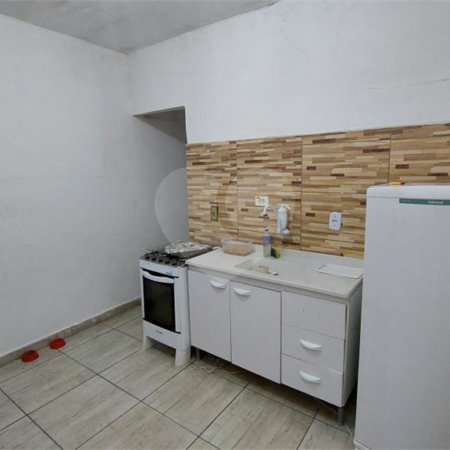 Casa à venda com 3 quartos, sendo 1 suíte,  em Vila Nivi, São Paulo, SP