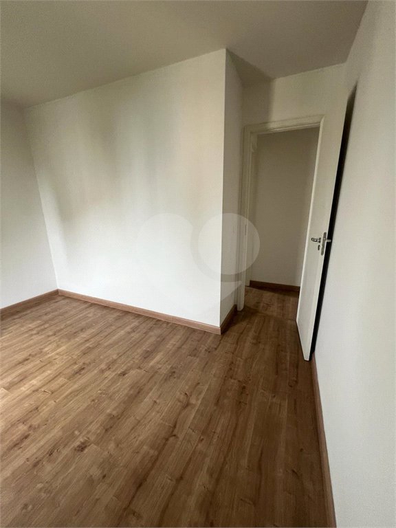 Apartamento à venda com 3 quartos, sendo 1 suíte,  em Parque Reboucas, São Paulo, SP