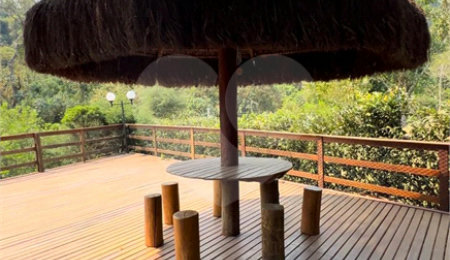 Casa à venda com 4 suítes no condomínio Alpes da Cantareira, Mairiporã - SP