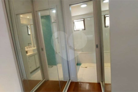 Apartamento à venda com 4 quartos, sendo 1 suíte,  em Tijuca, Rio de Janeiro, RJ
