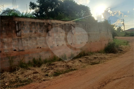 Terreno à venda no Centro, Piracaia, SP