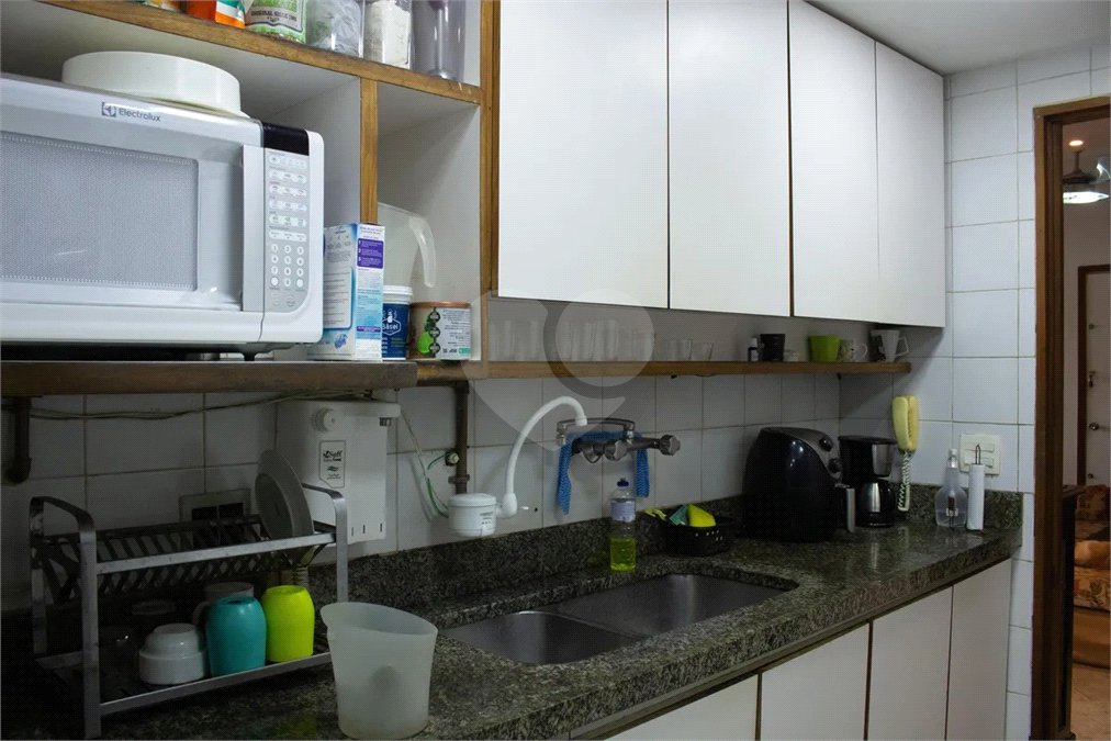 Apartamento à venda com 3 quartos, sendo 1 suíte, em Copacabana, Rio de Janeiro, RJ
