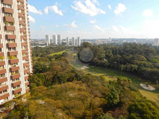 Apartamento à venda com 4 suítes em Jardim Marajoara, São Paulo, SP