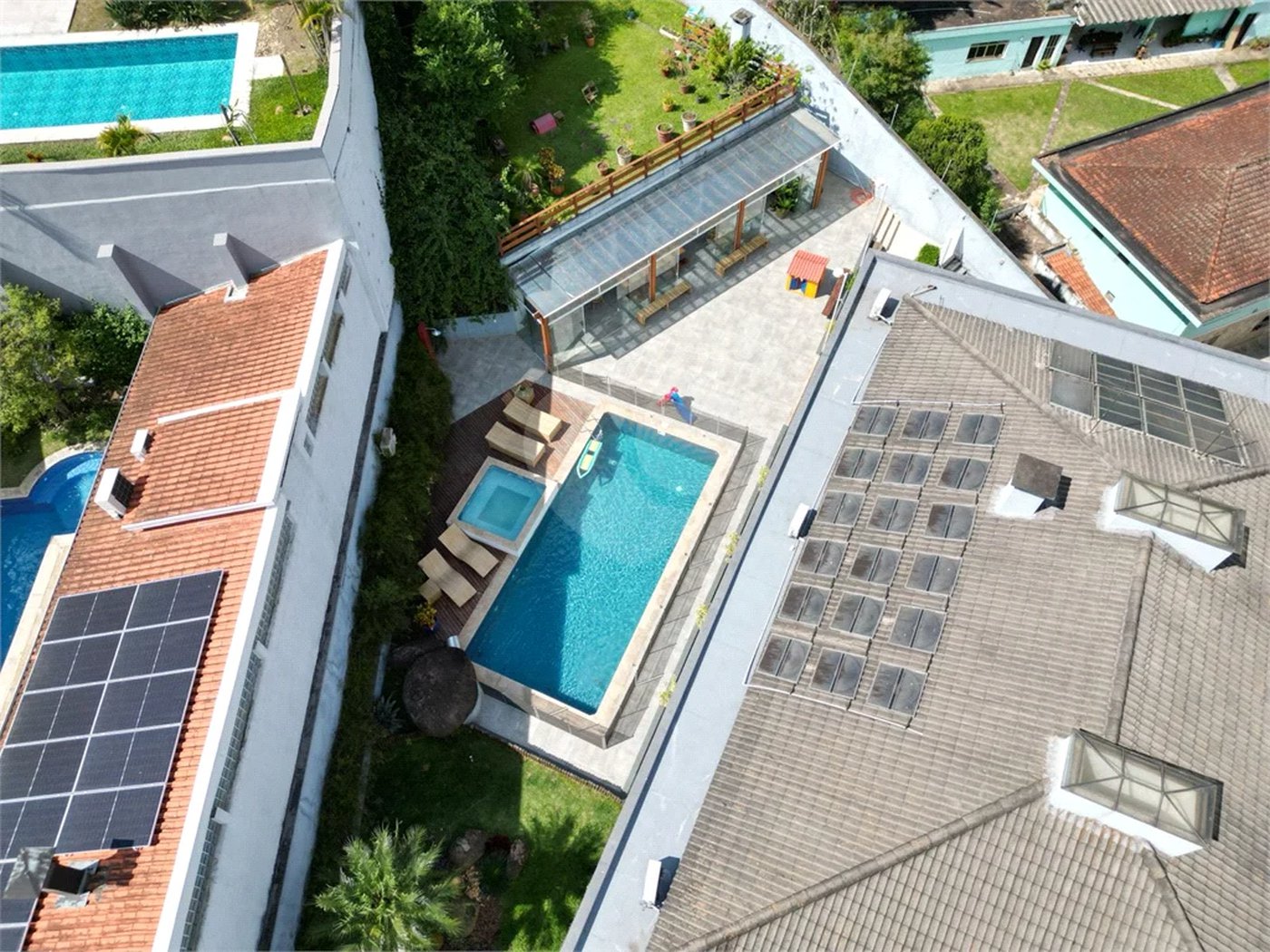 Casa à venda com 5 suítes em Tremembé, São Paulo, SP
