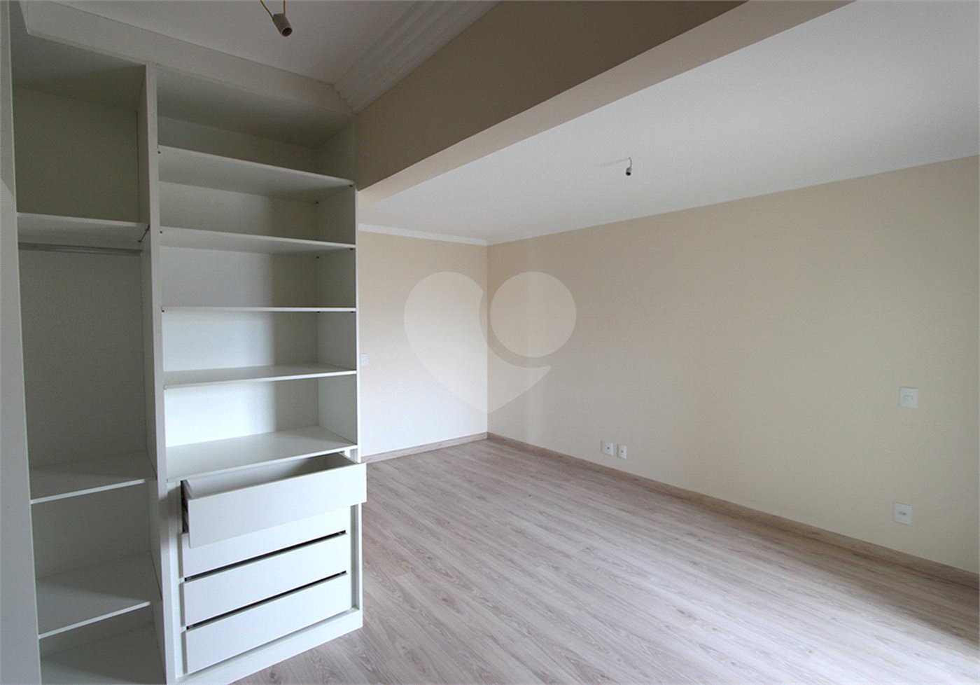 Apartamento à venda com 4 quartos, sendo 3 suítes, em Parque Mandaqui, São Paulo, SP