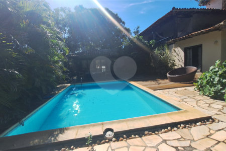 Casa à venda ou para alugar com 6 suítes em Marina, Armação dos Búzios, RJ