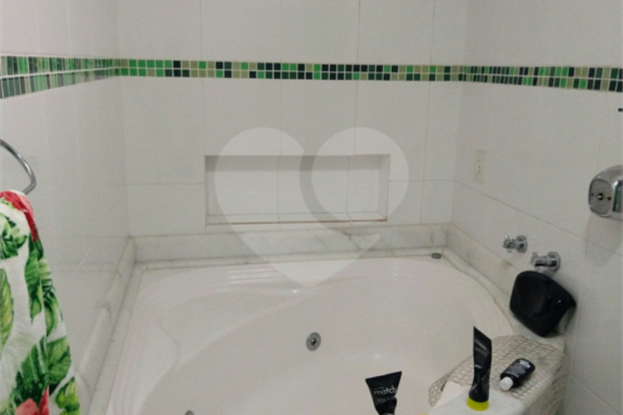 Casa à venda com 3 quartos, sendo 2 suítes, em Tucuruvi, São Paulo, SP