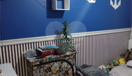Casa à venda com 4 quartos, sendo 1 suíte,  em Vila Vasconcelos, São Paulo, SP