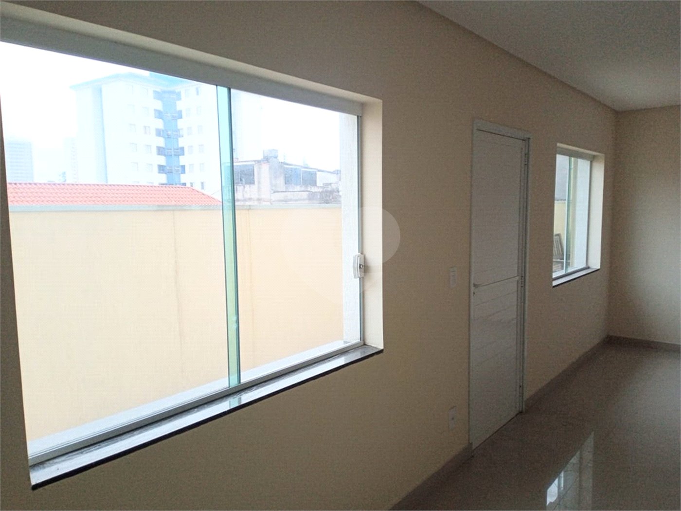 Casa à venda com 3 quartos, sendo 1 suíte, no condomínio Residencial Vila Primavera (zona Norte), São Paulo - SP