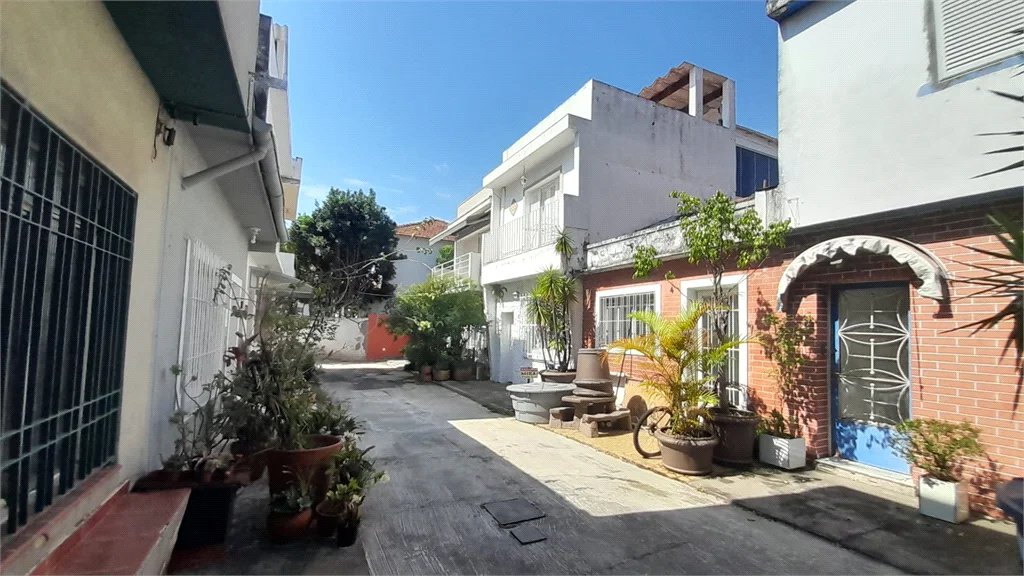 Casa de Vila à venda com 2 quartos em Água Branca, São Paulo, SP