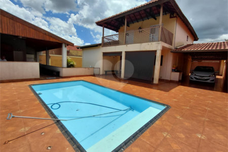 Sobrado à venda com 4 quartos, sendo 1 suíte,  em Parque dos Lagos, Ribeirão Preto, SP