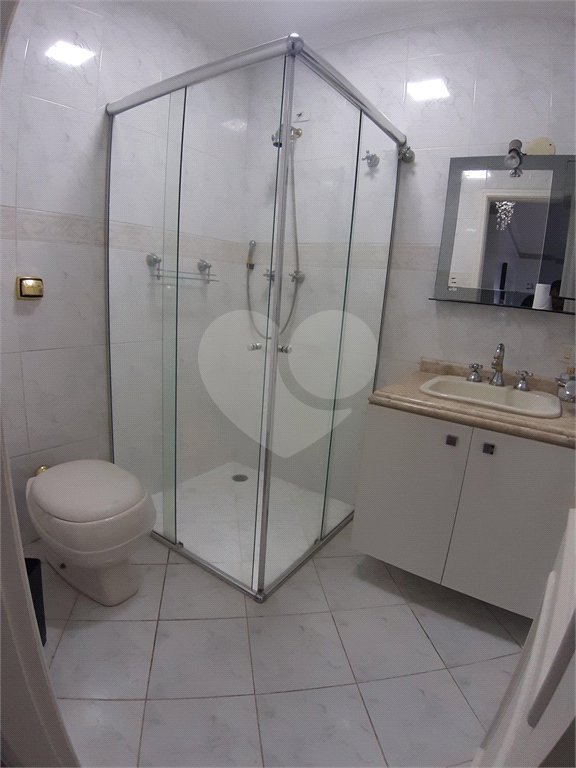 Casa à venda com 4 quartos, sendo 2 suítes, em Jardim Leonor Mendes de Barros, São Paulo, SP