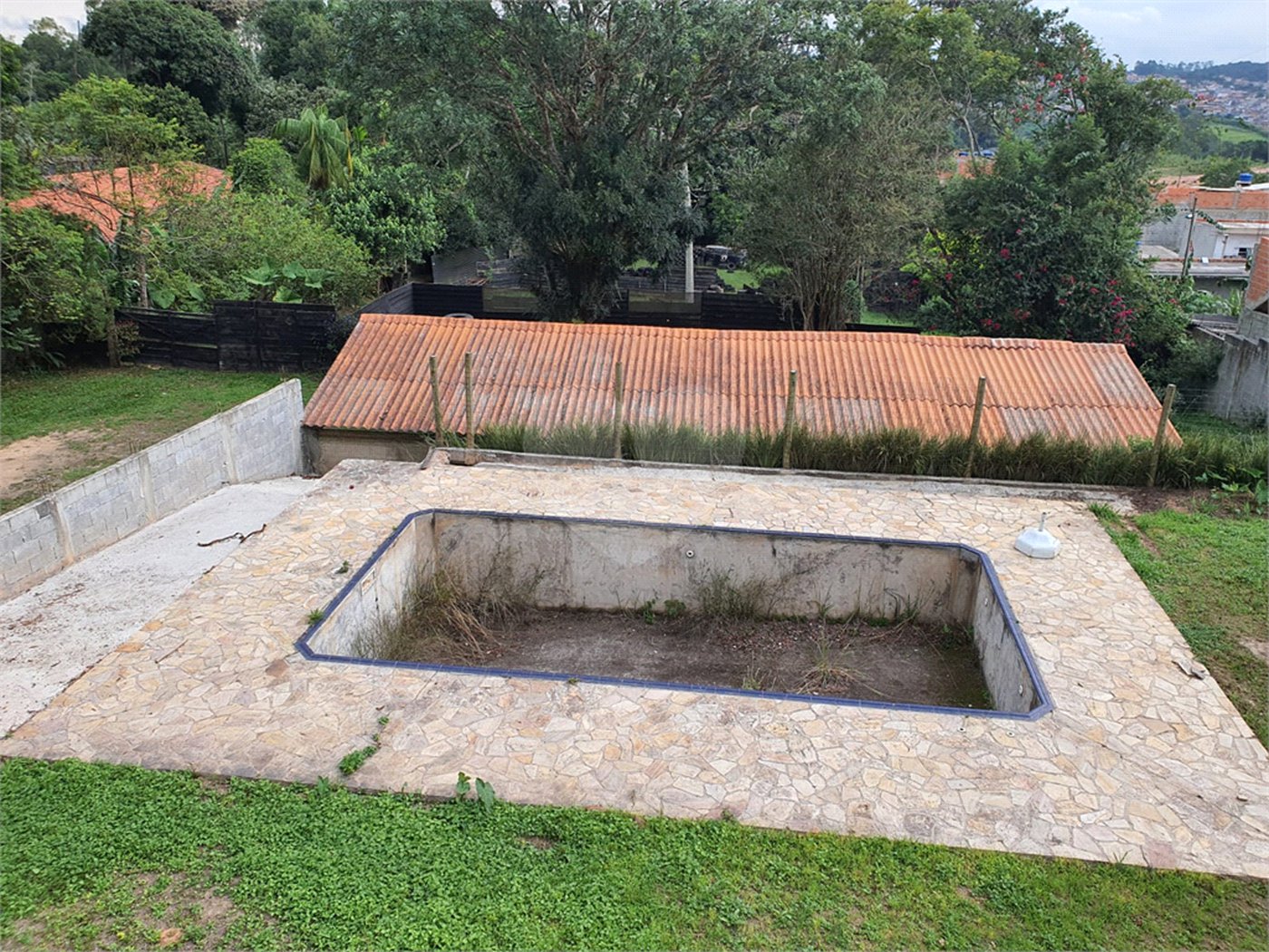 Chácara à venda ou para alugar com 3 quartos em Vila Marcelo, São Paulo, SP