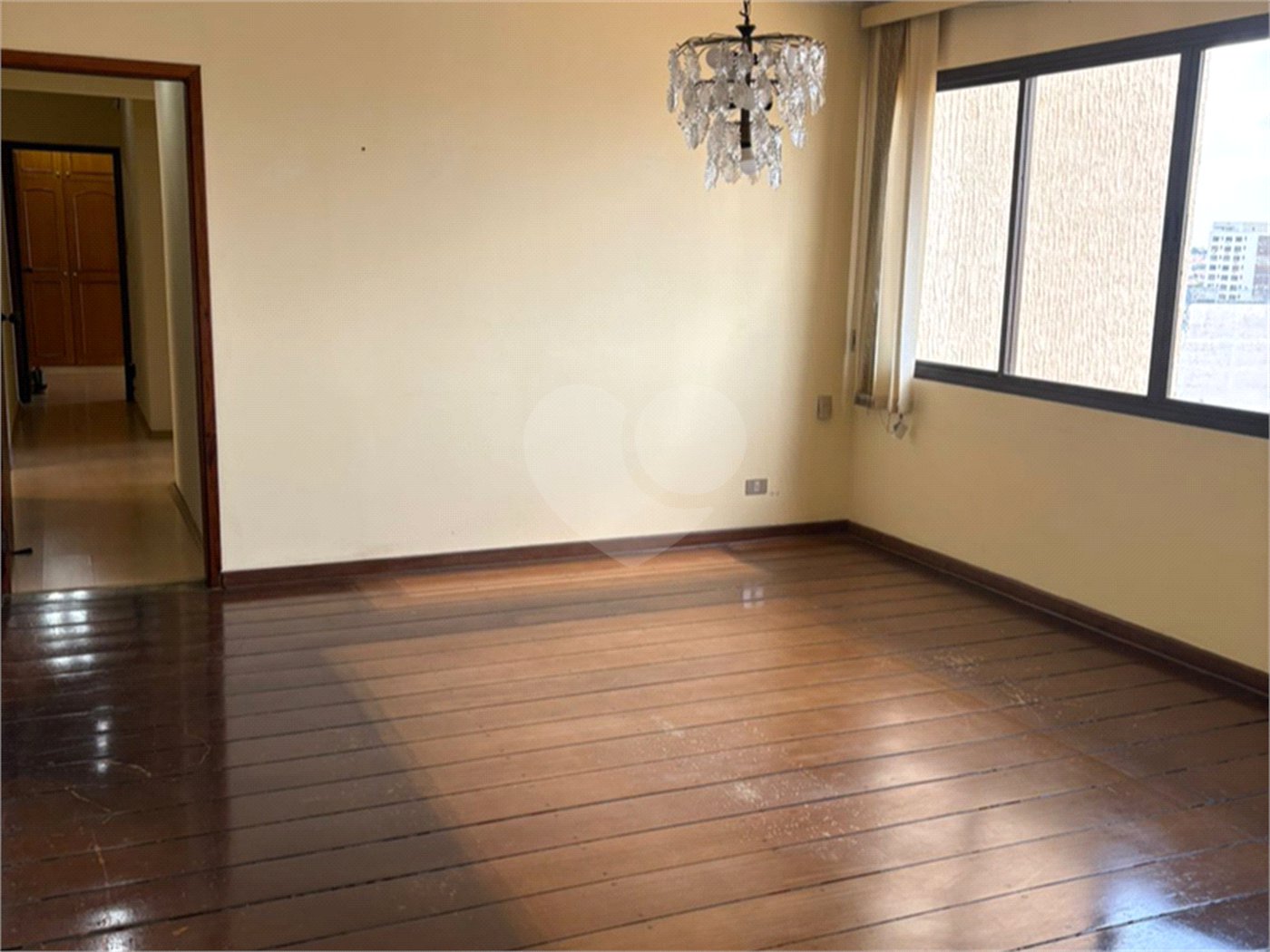 Apartamento à venda com 3 quartos, sendo 1 suíte,  no Centro, Sorocaba, SP