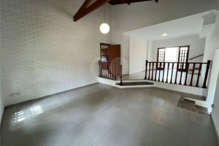 Casa à venda ou para alugar com 4 quartos, sendo 3 suítes, no condomínio Estância Marambaia, Vinhedo - SP