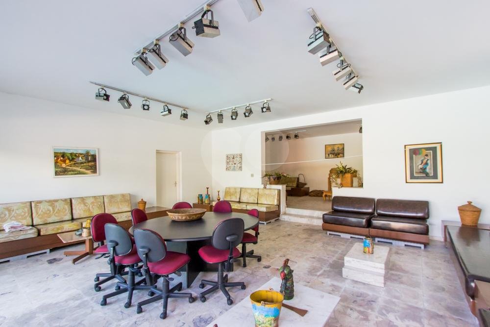 Casa Térrea à venda com 3 quartos, sendo 2 suítes, em Brooklin, São Paulo, SP
